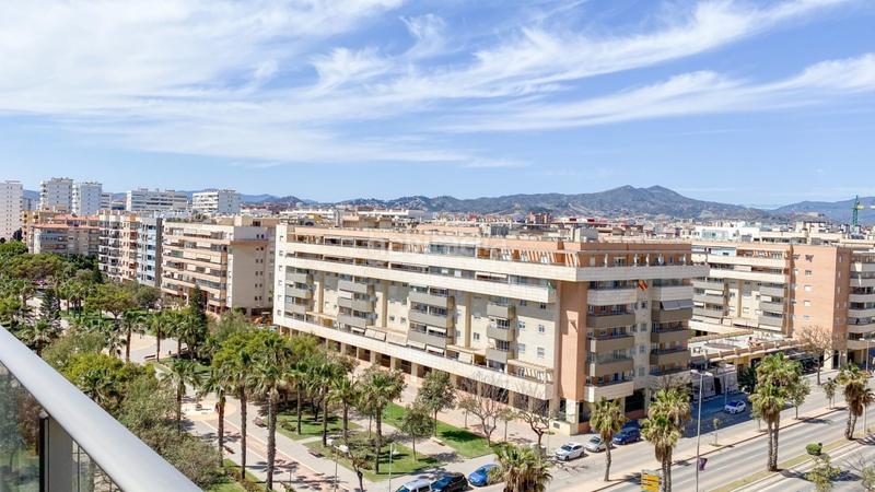 Foto dfac5b14-a46d-4beb-91c8-30583fff0ccb. Miete dachwohnung in calle pacifico 115 in Paseo Marítimo Oeste - Pacífico Málaga