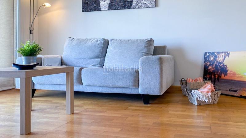 Foto 0859b2a5-788e-4a05-aada-3835d844a9a2. Rent penthouse in calle pacifico 115 in Paseo Marítimo Oeste - Pacífico Málaga