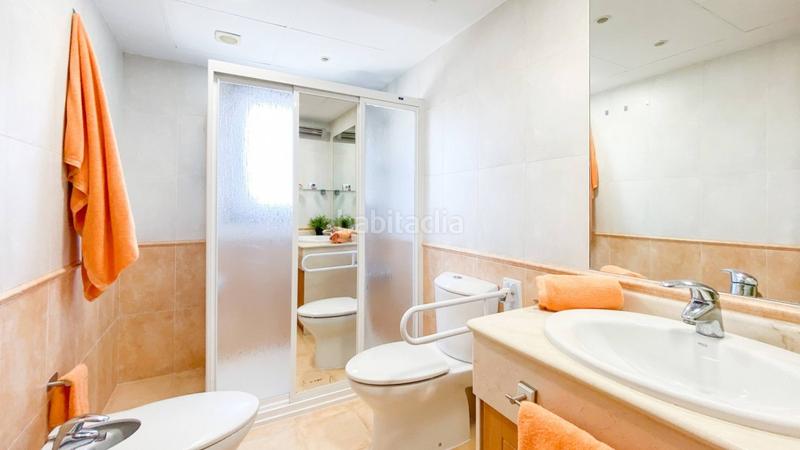 Foto f2489d08-0c4f-4a6a-82fe-c554e3355949. Rent penthouse in calle pacifico 115 in Paseo Marítimo Oeste - Pacífico Málaga