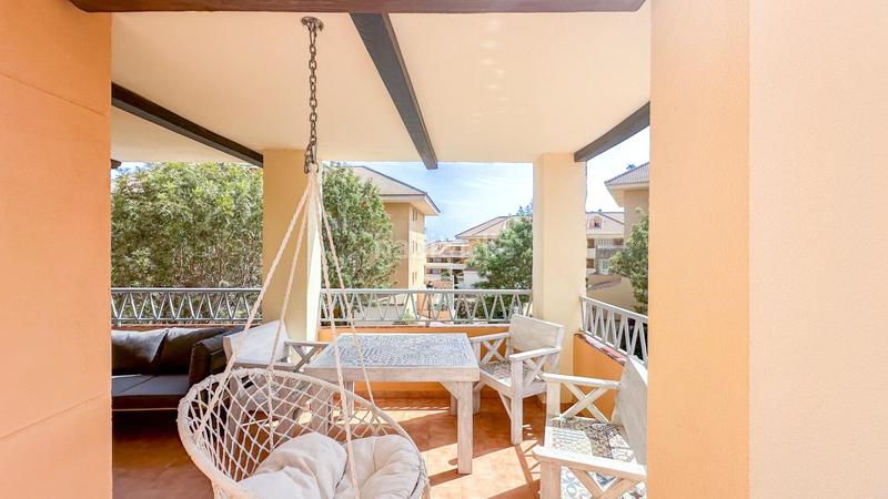 Foto f3748f90-5ce8-4f17-b8f7-313897e389c3. Piso  de 1 dormitorio en carvajal, . málaga en Fuengirola