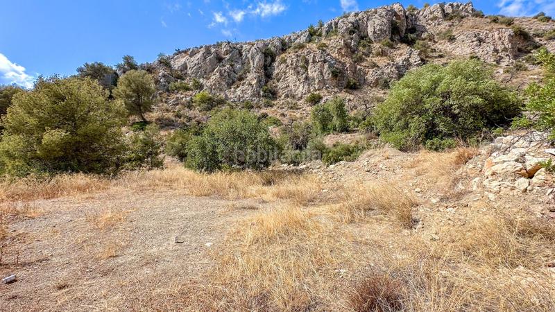 Foto 9cdd3f1a-bb0d-4499-b28e-62830ae6c9d3. Wohngrundstück in calle stradivarius 17 in Jarazmin Málaga