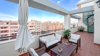 Àtic a Martín Carpena - Torre del Río. Ático con solárium en avda. imperio argentina. málaga