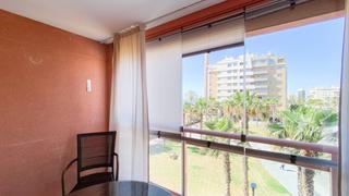 Lloguer Pis a Paseo Marítimo Oeste - Pacífico. Piso en primera línea de playa. paseo marítimo antonio banderas