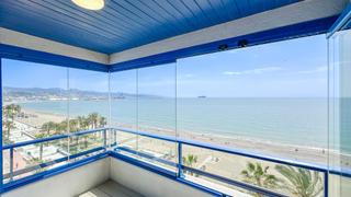 Lloguer Pis a Paseo Marítimo Oeste - Pacífico. Piso en 1 línea de playa frontal, 3 dormitorios y 2 baños. paseo