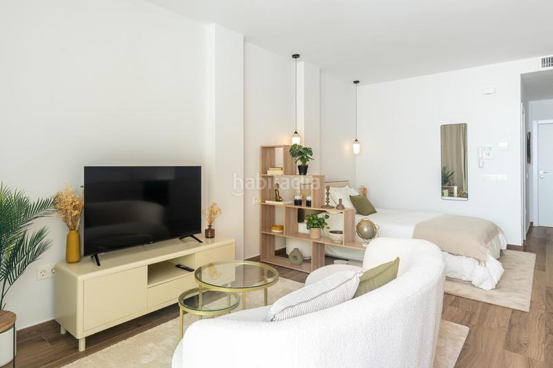 Foto 5d33814d-9661-4664-a478-a0a2854c72a1. Loft amb calefacció piscina terrassa a Los Castillejos - La Trinidad Málaga