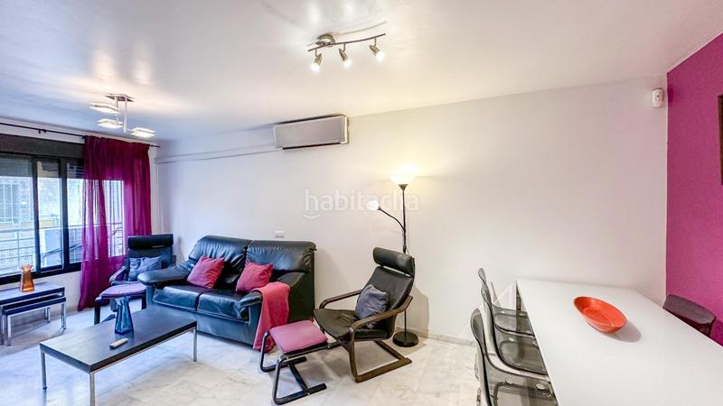 Foto a614b3df-d22e-4825-8fe8-2127a3b43ec8. Flat in calle de san quintín 36 in La Trinidad Málaga