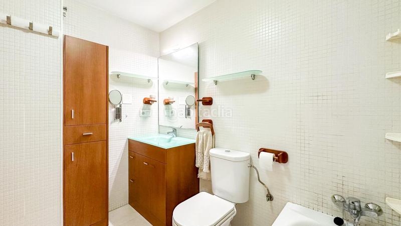 Foto db6621f7-de5a-4e2e-b0b7-9d847e61ce67. Flat in calle de san quintín 36 in La Trinidad Málaga