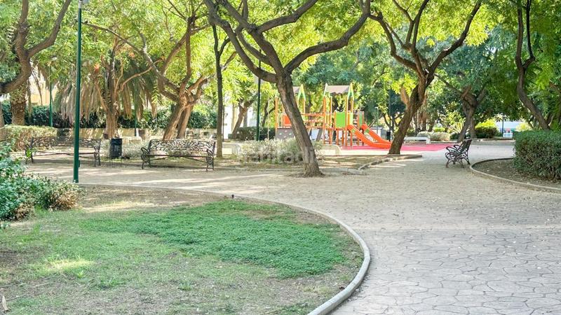 Foto fe5dd3ed-24ea-4f63-8e00-620bc0165d83. Lloguer pis a plaza de mateo luzón 1 a Los Guindos - Parque Mediterráneo - Santa Paula Málaga