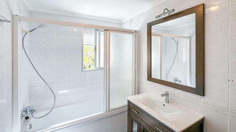 Foto bc2cded1-bf31-4da8-8551-dfe65d8193a8. Location appartement dans plaza de mateo luzón 1 dans Málaga