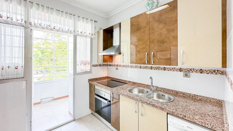 Foto d9e660f9-cffc-4d44-94fd-84073eed3464. Location appartement dans plaza de mateo luzón 1 dans Málaga