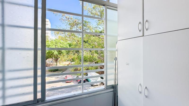 Foto 5c6d05f5-e50c-4583-a5bf-d15c98324b80. Rent flat in plaza de mateo luzón 1 in Los Guindos - Parque Mediterráneo - Santa Paula Málaga