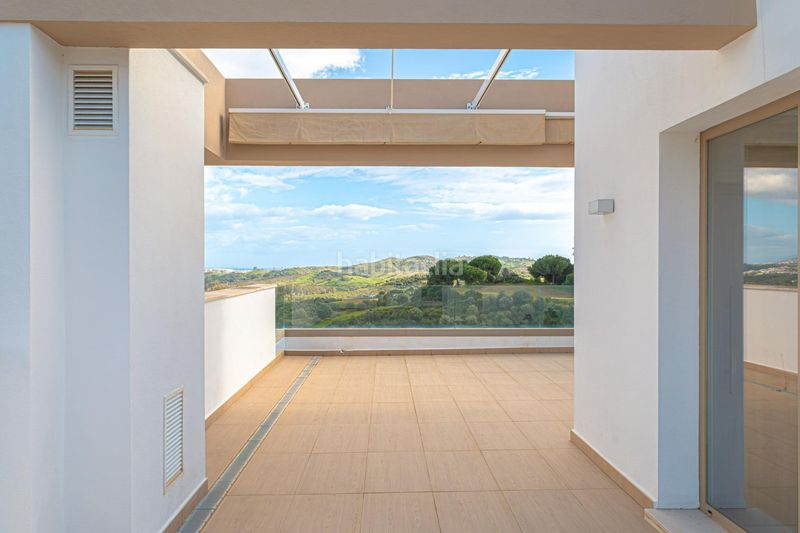 Foto 1066bea0-fb69-474b-b60a-863502949b01. Casa amb aparcament piscina a La Cala Golf - Lagar Martell Mijas
