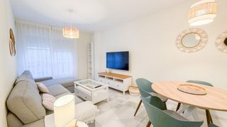 Location Appartement à Parque Victoria Eugenia. Piso de 2 dormitorios zona hospital civil. málaga