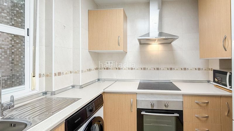 Foto 44c248d6-7b94-4aec-8277-39b00ac54c38. Rent flat in Parque Victoria Eugenia Málaga