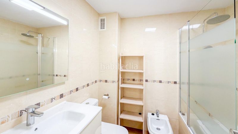 Foto f1acb5f0-681b-49a6-9e25-f37b2cb65d5f. Rent flat in Parque Victoria Eugenia Málaga