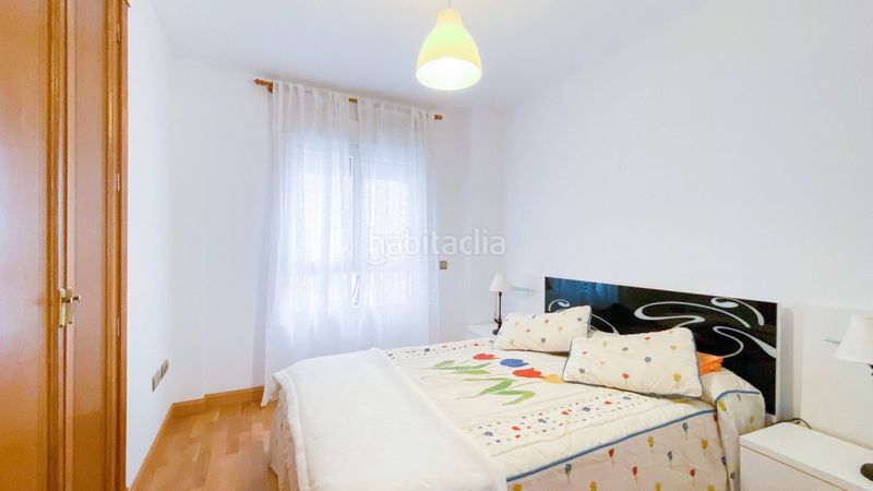 Foto b0bd36f8-2723-4fb5-a1f9-cb36972a3502. Lloguer pis amb calefacció aparcament a Paseo Marítimo Oeste - Pacífico Málaga