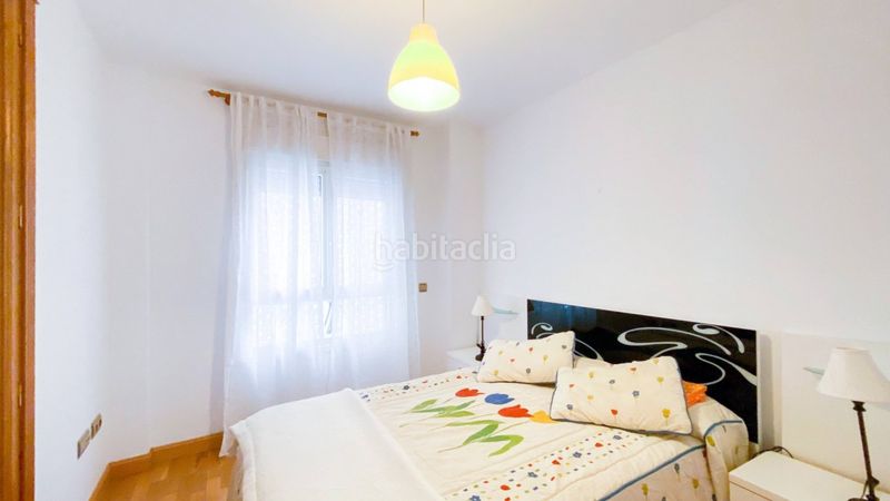 Foto f5e3cd45-7cf4-41dc-8882-78172cc02027. Lloguer pis amb calefacció aparcament a Paseo Marítimo Oeste - Pacífico Málaga