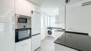 Alquiler Piso en La Unión - Cruz de Humilladero - Los Tilos. Piso de 4 dormitorios en zona maría zambrano. málaga