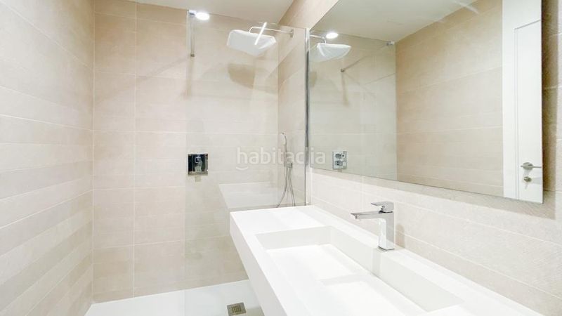 Foto e3c3bb64-3a62-4517-ac8d-d4e1c35845c6. Lloguer pis amb calefacció aparcament piscina a Martín Carpena - Torre del Río Málaga