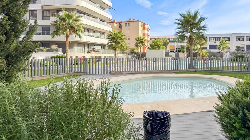 Foto 506c644d-94cc-4520-9348-c338e3e57166. Lloguer pis amb calefacció aparcament piscina a Martín Carpena - Torre del Río Málaga