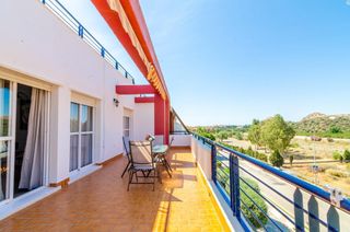 Location Attique à La Cala del Moral. Ático de 3 dormitorios con terraza solárium en la cala del moral