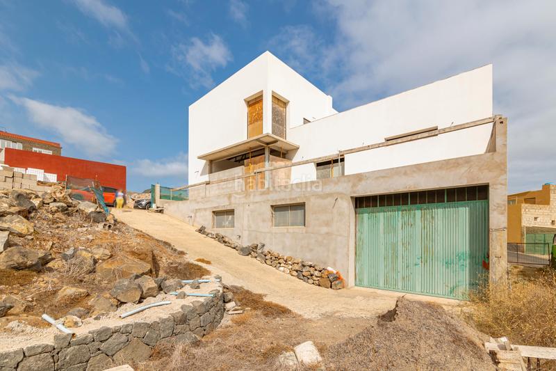 Foto ac108f72-6b91-4cdb-bc4e-95f82330c6b0. Casa en calle trasera lomo don tomas s/n en Los Quintana - Piso Firme Gáldar