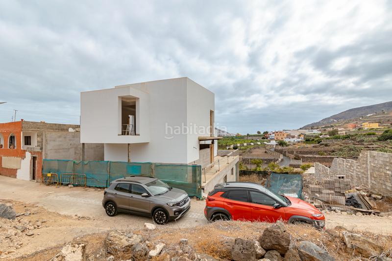 Foto f0e92451-ab60-4fdb-85e0-7babb44dfaff. Casa en calle trasera lomo don tomas s/n en Los Quintana - Piso Firme Gáldar