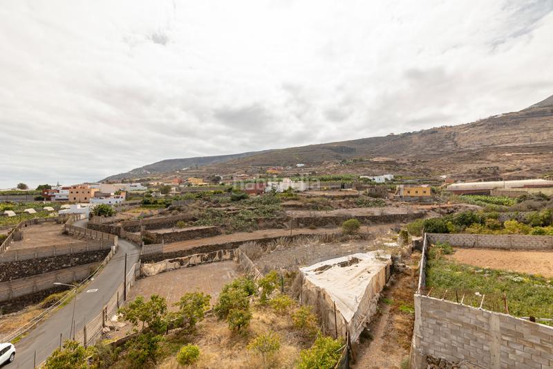 Foto 0a57df2e-cf68-43dc-86c8-0d9e55b22c91. House in calle trasera lomo don tomas s/n in Los Quintana - Piso Firme Gáldar