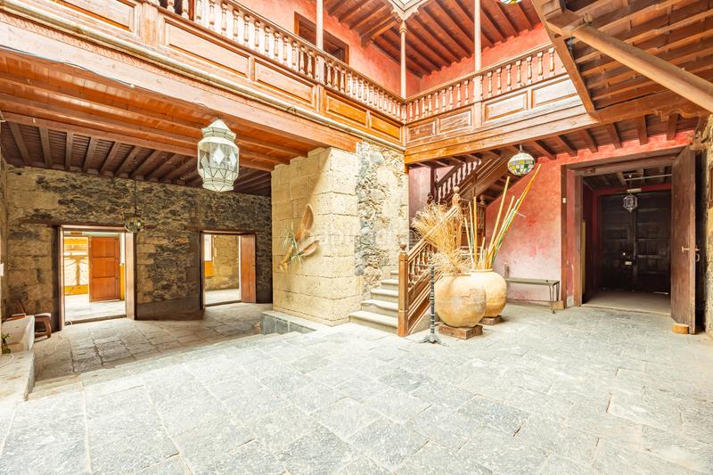 Foto 6caaf9ed-bb1e-44f3-a789-7e5e9aaf1328. Casa a barranco seco 2 a Carretera del Centro Palmas de Gran Canaria (Las)