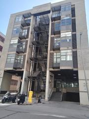 Industrial building in Calle de julián camarillo 26