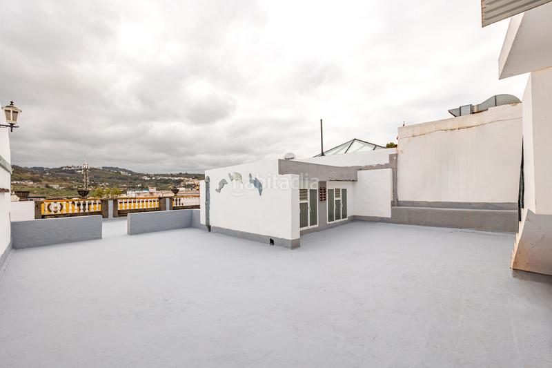 Foto 5ea5c0e6-de83-4b39-abe2-4e7dc3f3880d. Casa a calle león y castillo 3 a Arucas casco Arucas