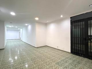 Business premise in Calle Bernardo de la Torre 37