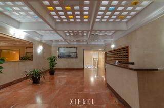 Geschäftsraum in Avenida José Mesa y López 43