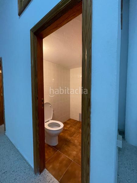 Foto 284a5d76-33ed-4da2-8fad-3499dbe68414. Alquiler local comercial en calle hurtado de mendoza 14 en Telde