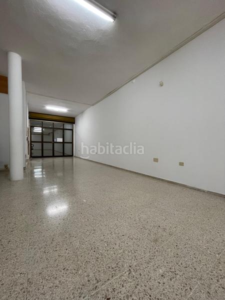 Foto 472c3bb1-019b-42ea-9153-e7083576938a. Alquiler local comercial en calle hurtado de mendoza 14 en Telde