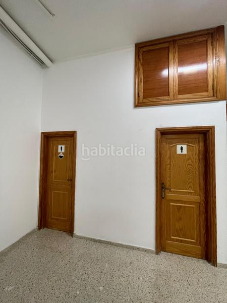 Foto efbb6fb9-8be9-4113-8477-f7c82b628323. Alquiler local comercial en calle hurtado de mendoza 14 en Telde