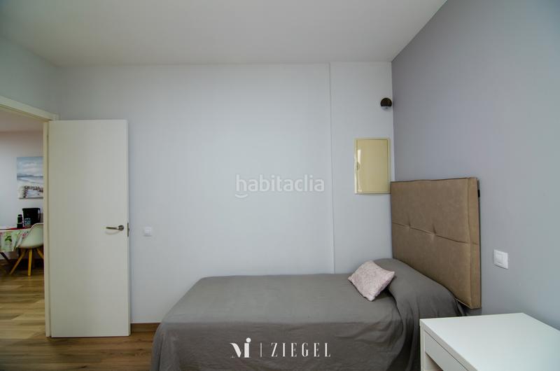 Foto 9a7c314c-3ee9-4f5b-b385-0e36cda17152. Alquiler piso en calle cirilo moreno 10 en Santa Catalina - Canteras Palmas de Gran Canaria (Las)