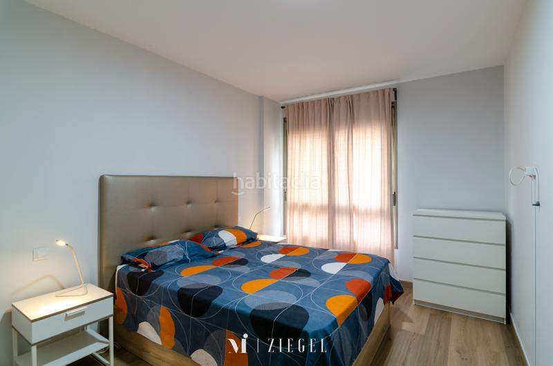 Foto e556d0e9-ee4b-4b05-82cb-0d3aca2e70ae. Alquiler piso en calle cirilo moreno 10 en Santa Catalina - Canteras Palmas de Gran Canaria (Las)