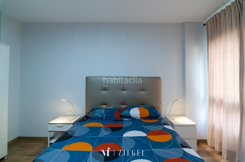 Foto f53c9d00-f009-43ec-950a-0027671d3835. Alquiler piso en calle cirilo moreno 10 en Santa Catalina - Canteras Palmas de Gran Canaria (Las)