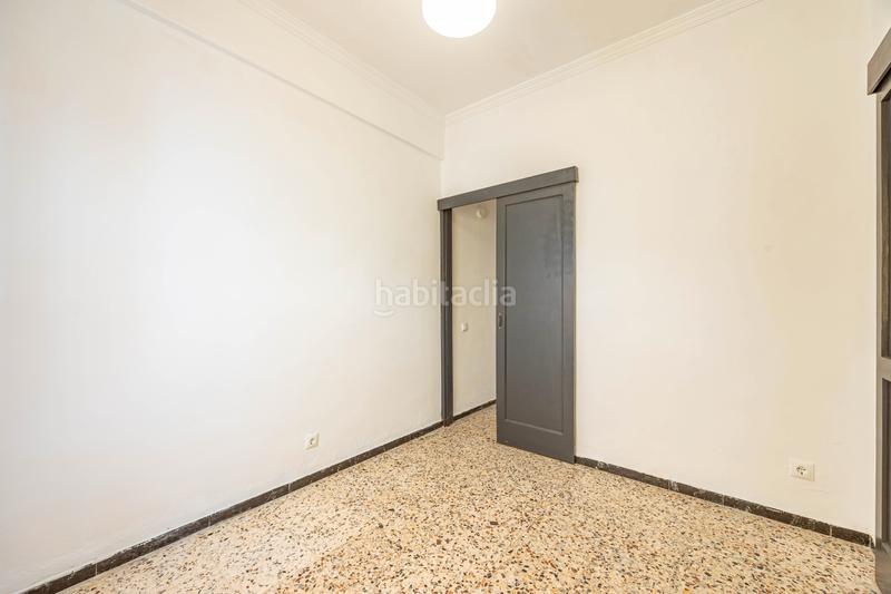 Foto 25fad4e9-1b1d-4c48-8484-dad6b8838f92. Piso en calle rosaura 14 en Schamann - Rehoyas Palmas de Gran Canaria (Las)
