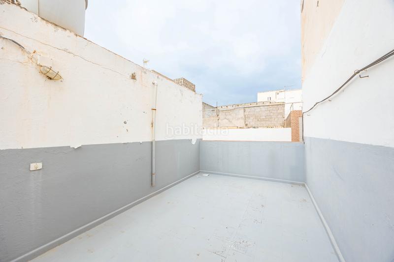 Foto 2e8062c4-59c2-4939-afc3-e02d12443f24. Piso en calle rosaura 14 en Schamann - Rehoyas Palmas de Gran Canaria (Las)