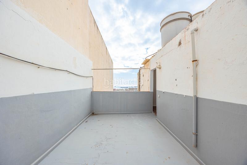 Foto ff3a4454-deb1-4786-a8c3-9e2f565af96e. Piso en calle rosaura 14 en Schamann - Rehoyas Palmas de Gran Canaria (Las)