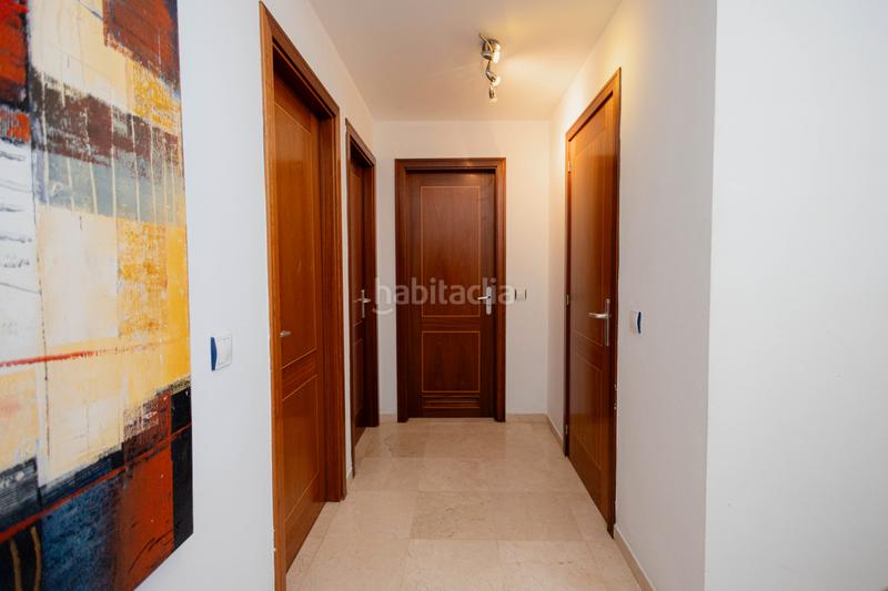 Foto a4fe3b57-a6c1-4b80-9669-ec5d10696393. Casa en calle la golondrina 2 en Palm - Mar Arona