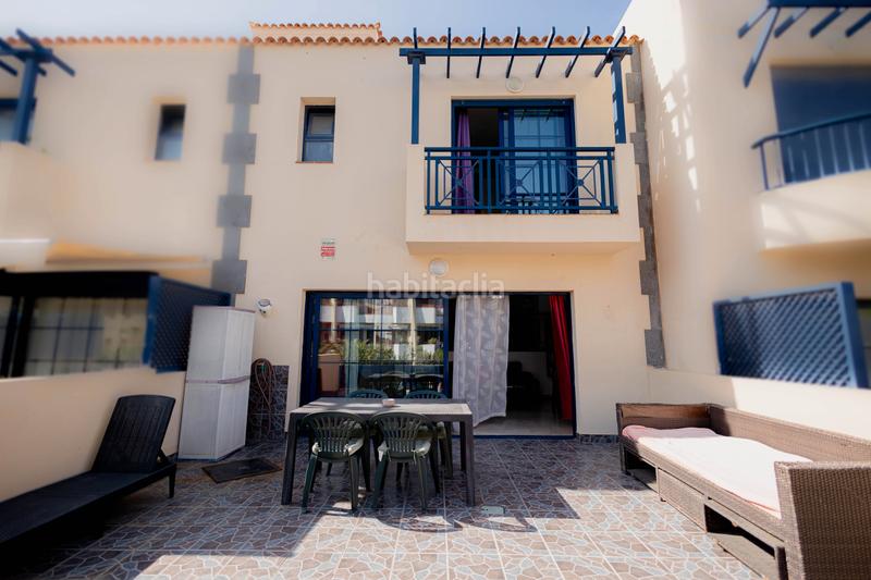 Foto a76528a3-bb79-43ac-969a-96969245537d. Casa en calle la golondrina 2 en Palm - Mar Arona