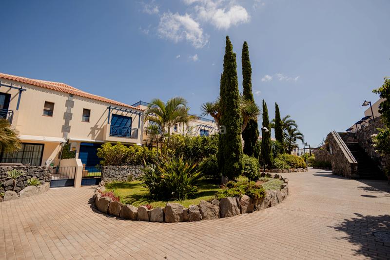 Foto b65c0533-9f04-44d4-9b8e-b49c7ba39037. Casa en calle la golondrina 2 en Palm - Mar Arona