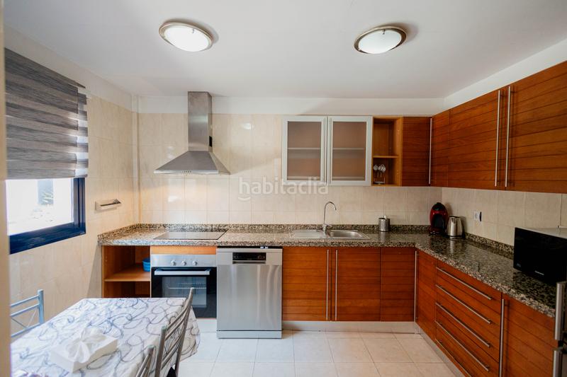 Foto e9c77042-d4d3-417f-9498-d94d72f1e4f6. Casa en calle la golondrina 2 en Palm - Mar Arona