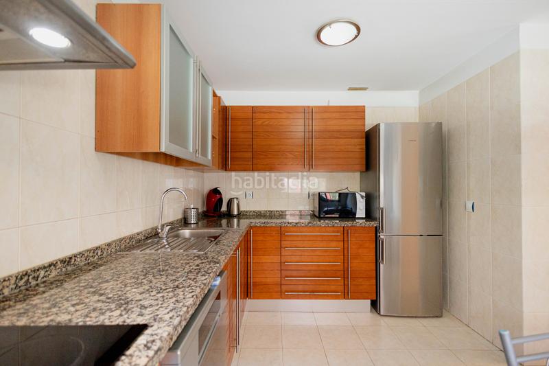 Foto f7a19ab2-bc8e-441d-be2d-1eafa906a898. Casa en calle la golondrina 2 en Palm - Mar Arona