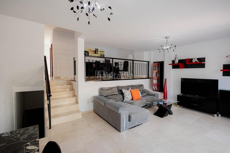 Foto 462d9a8f-c540-4d0f-8d1e-3fedff18c544. Haus in calle la golondrina 2 in Palm - Mar Arona