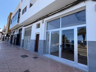 Lloguer Local Comercial a Calle tenesor semidán 50