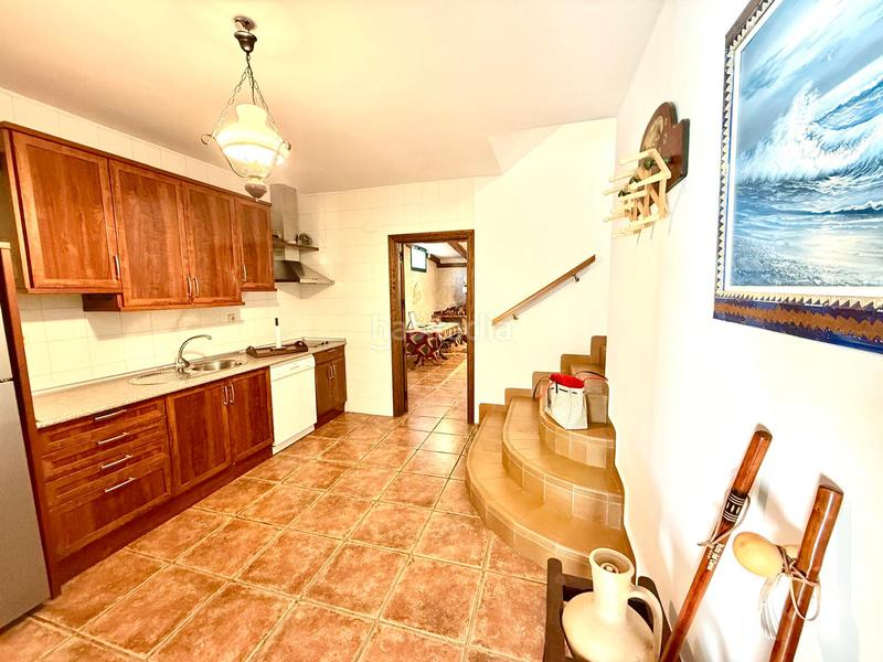 Foto 0f18ee9d-3e09-4007-bcf2-56923d71d77f. Casa con parcheggio piscina in El Berrocal Valladolid